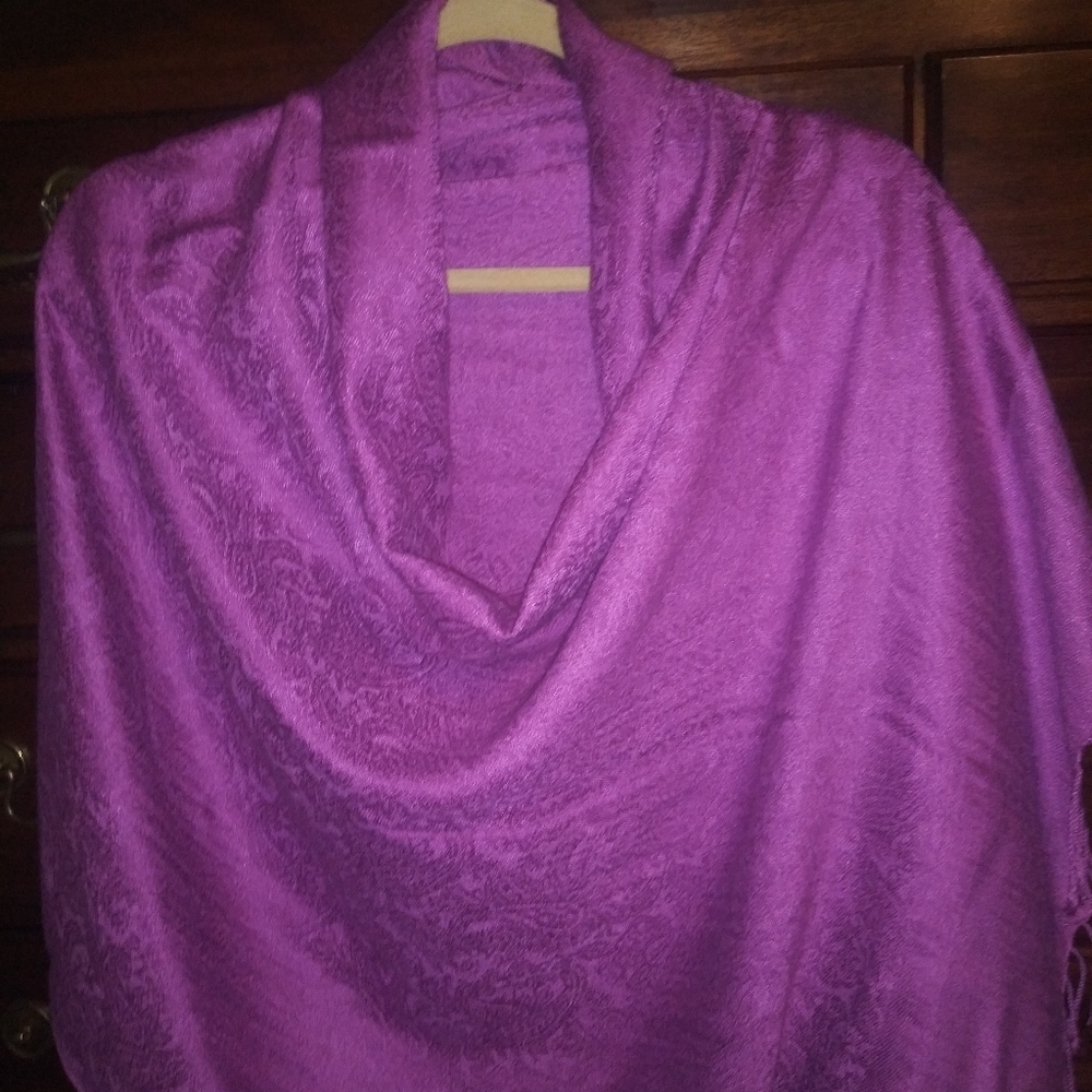 Women's Shawl / Wrap